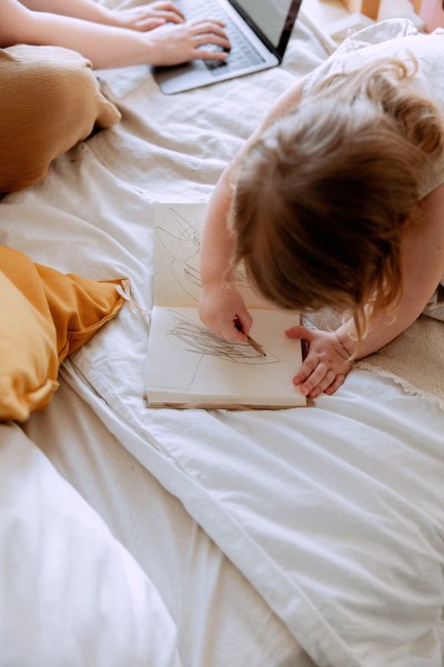 Culpabilité Maternelle : 7 Stratégies pour s’en libérer