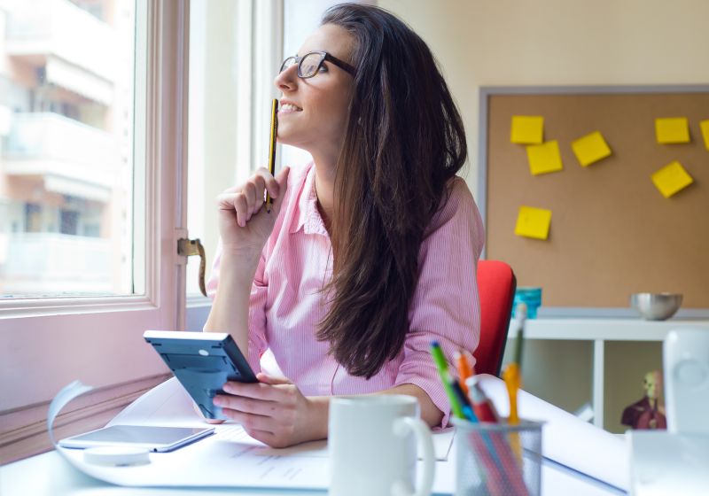 femme entrepreneure qui s'organise